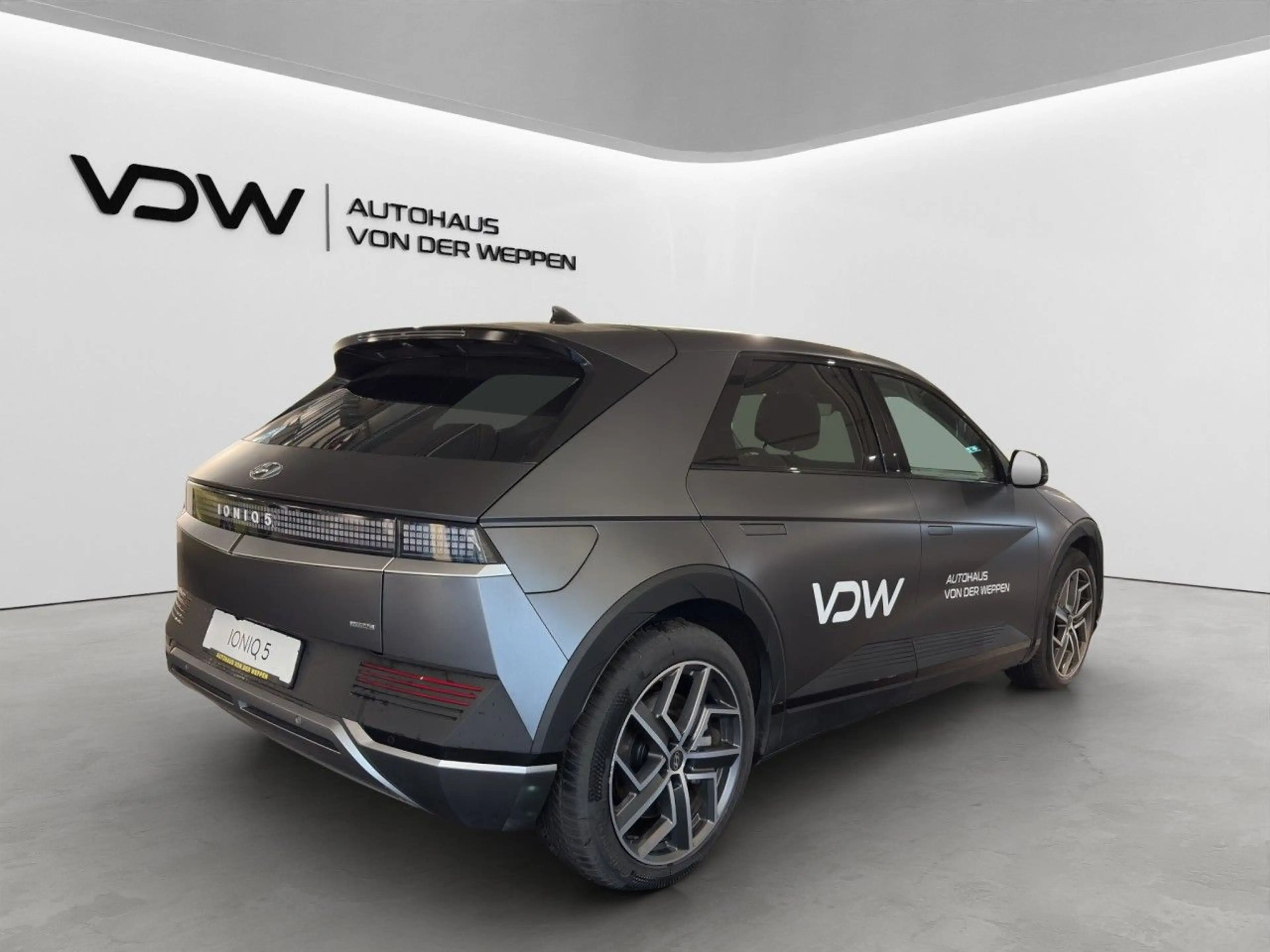 Hyundai IONIQ 5 TECHNIQ 4WD+GLASDACH+SITZPAKET+MATTLACK! — photo 9