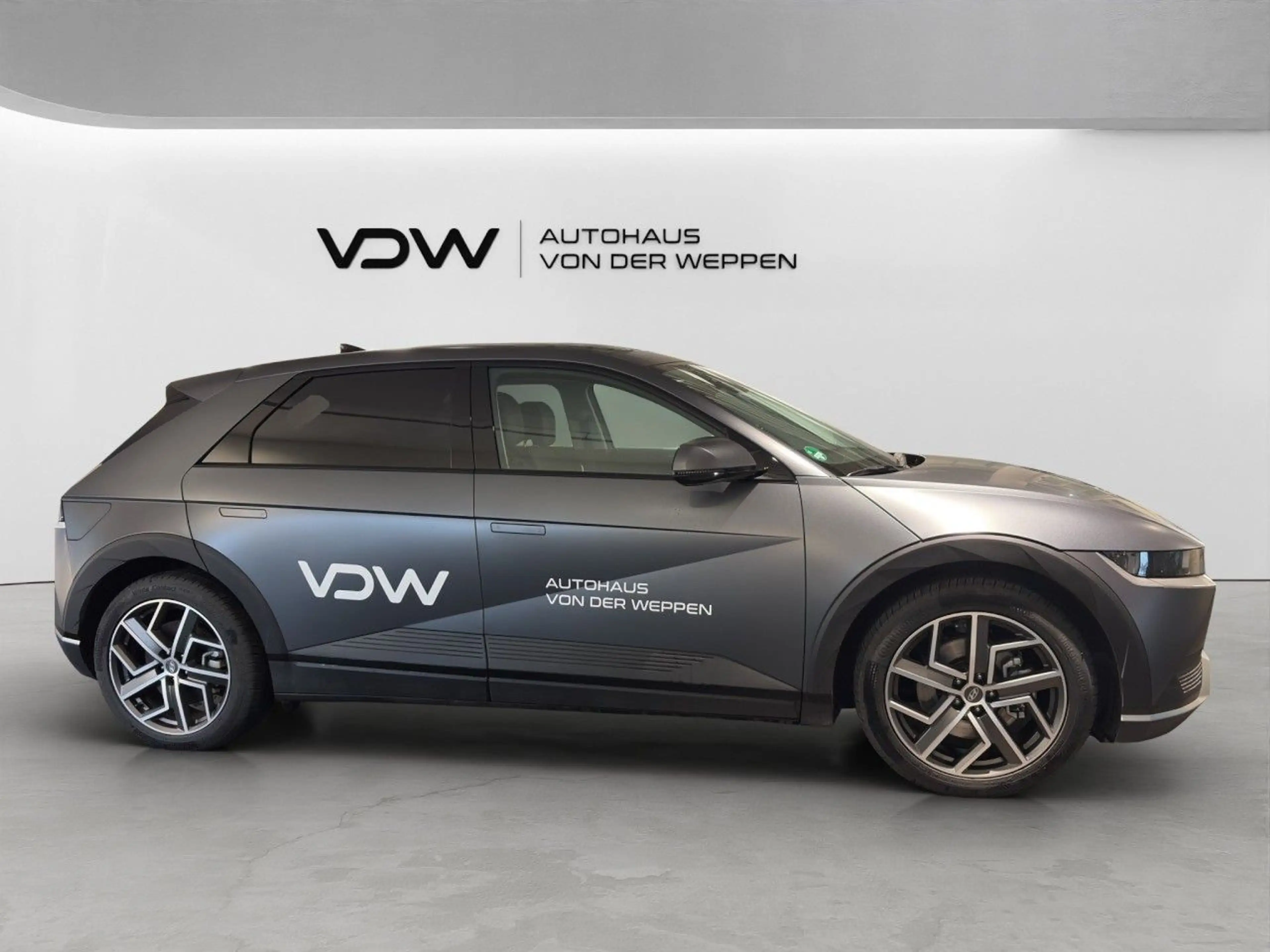 Hyundai IONIQ 5 TECHNIQ 4WD+GLASDACH+SITZPAKET+MATTLACK! — photo 10