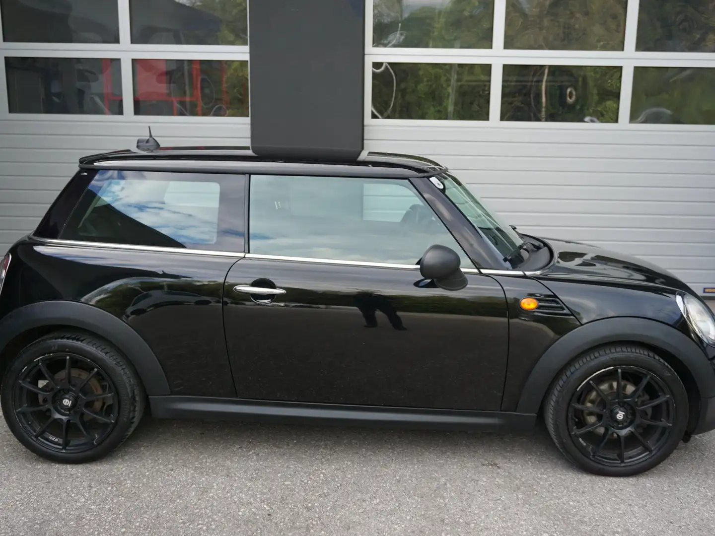 MINI One One D BAKER STREET Schwarz - 2