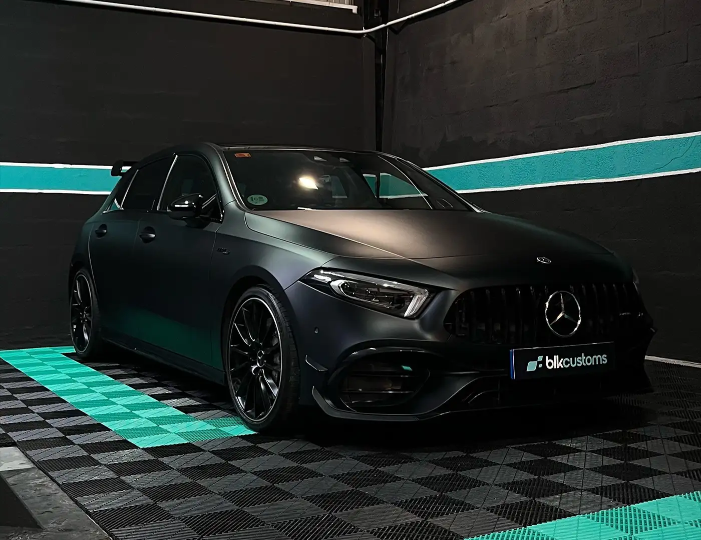 Mercedes-Benz A 35 AMG A 35 AMG 4Matic 7G-DCT AMG Rojo - 1