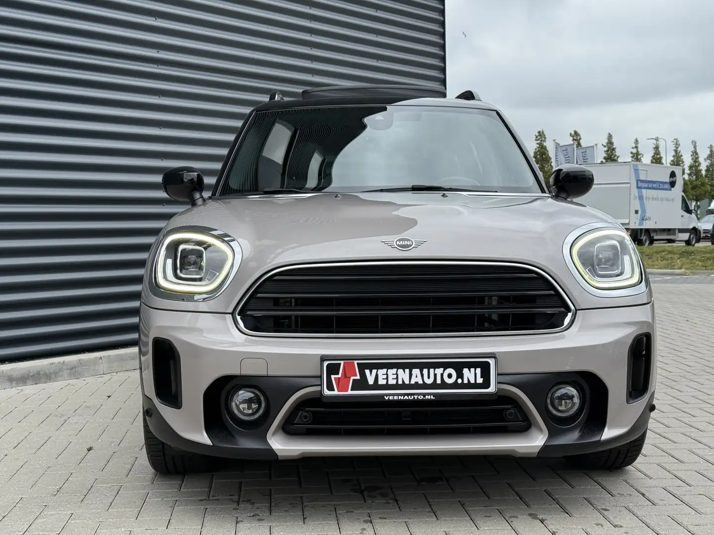 MINI Cooper Countryman 1.5 Northwood Pano/Camera/Apple Grijs - 2