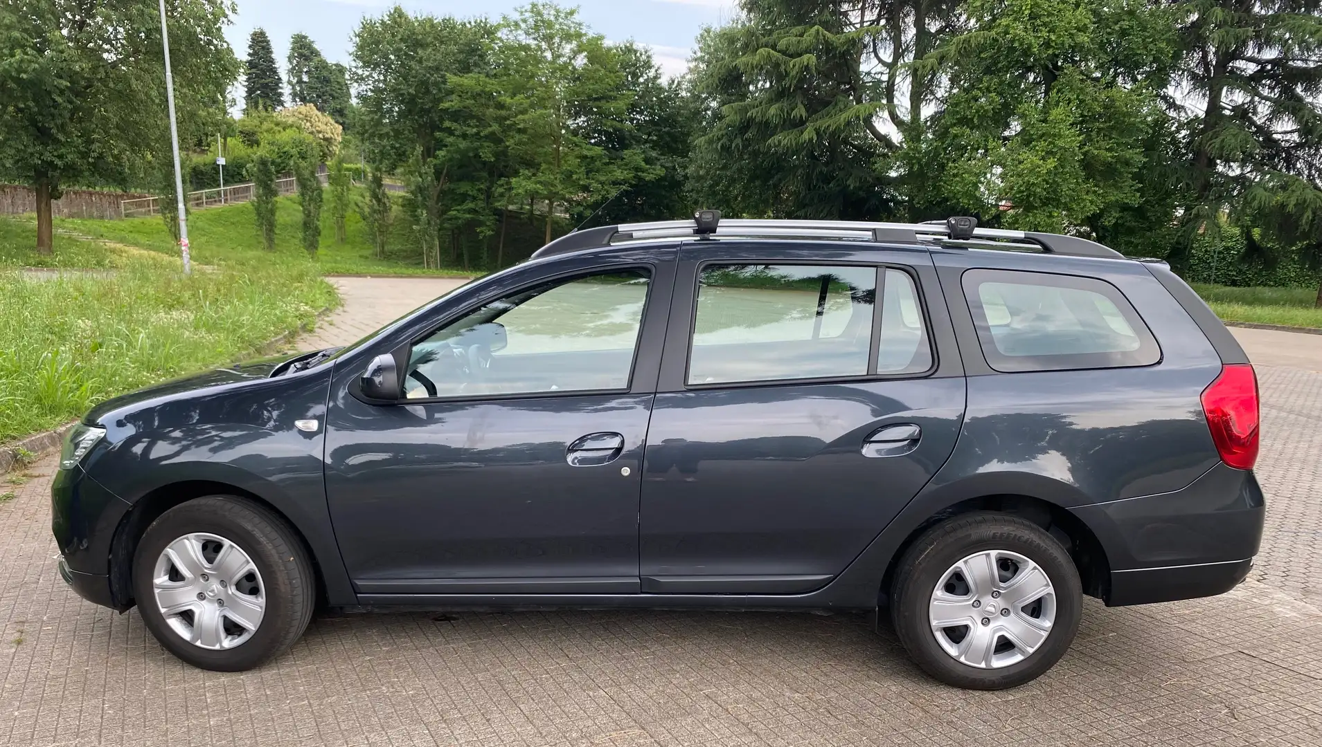Dacia Logan Logan MCV 1.0 tce Essential Eco-g 100cv Grigio - 2