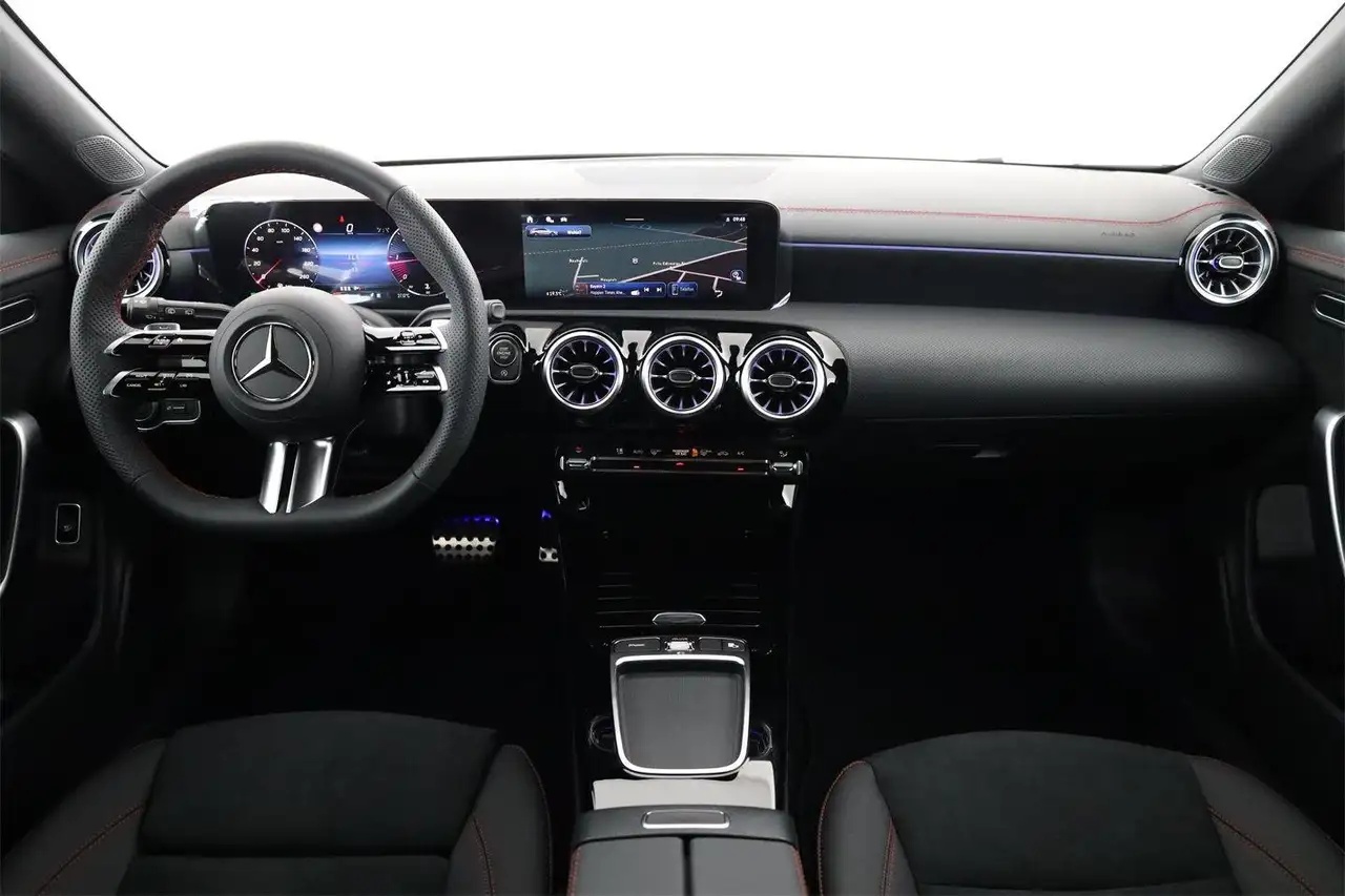 Mercedes-Benz CLA 2026 — фото 13