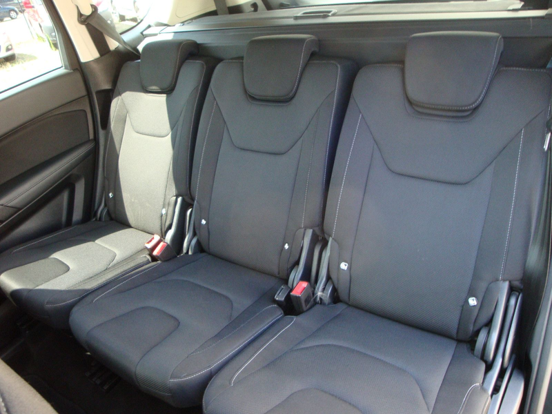 Ford S-Max S-MAX Titanium — photo 9