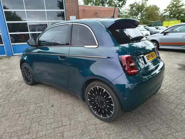 Fiat 500 view 4