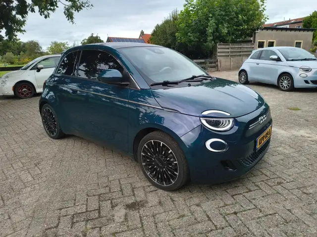 Fiat 500 view 2