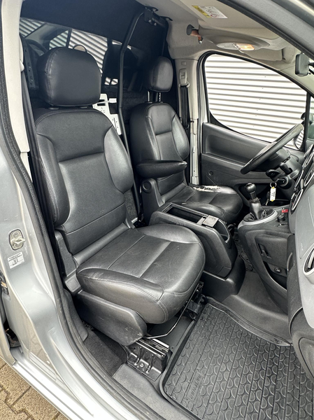 Peugeot Partner 122 1.6 BlueHDi 75 L1 Pro MARGE btw vrij — photo 4