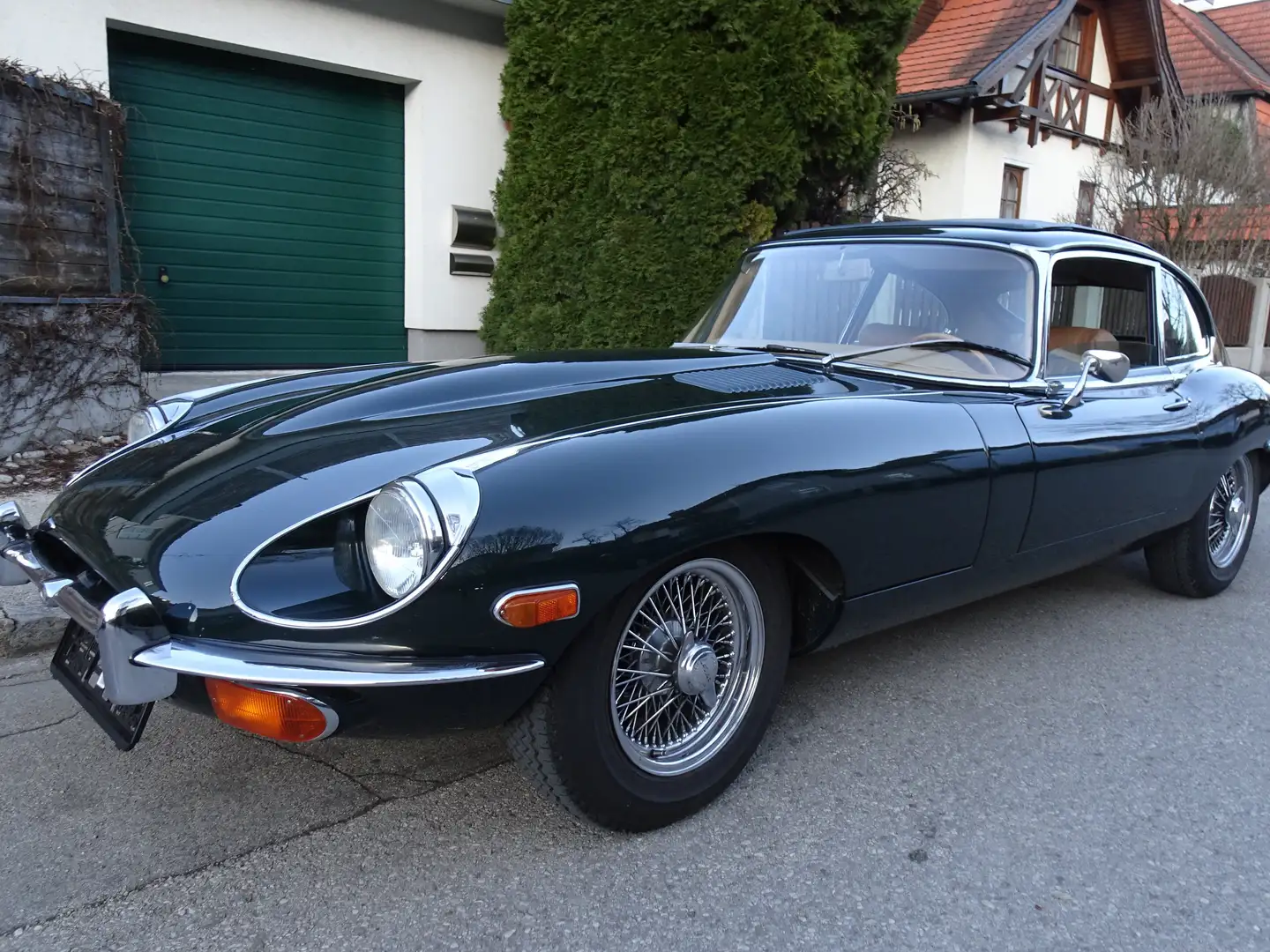 Jaguar E-Type 4,2l 2+2 Zelená - 2