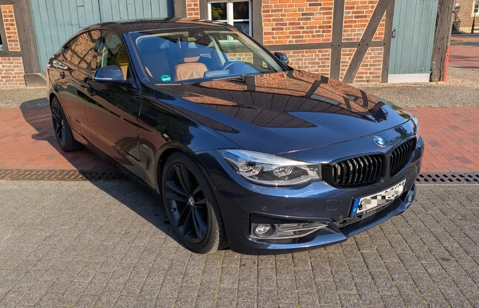 BMW 330 BMW 330i GT Sport Line F34 gepflegt TOP - 2