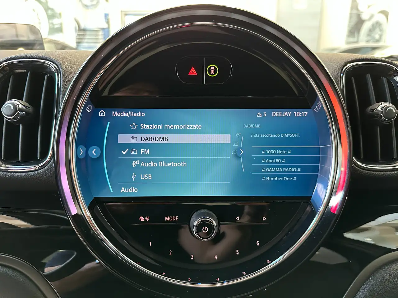 MINI Cooper 2.0 Classic Auto-LED-18"-Camera-Carplay-Head Up, миниатюра 15