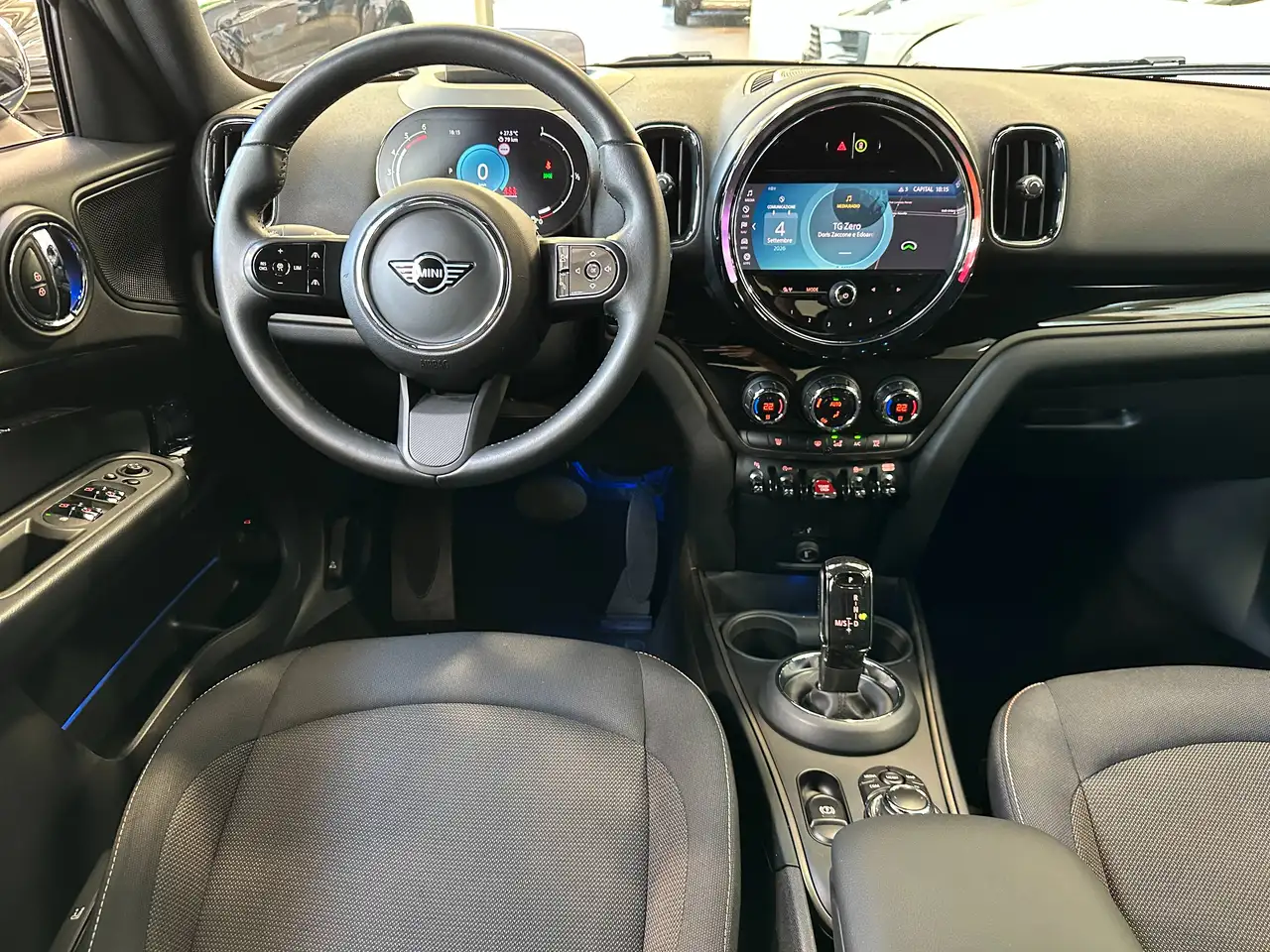 MINI Cooper 2.0 Classic Auto-LED-18"-Camera-Carplay-Head Up, миниатюра 11