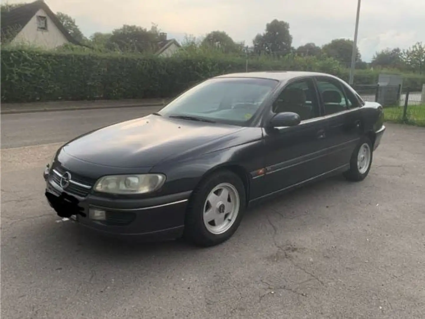 Opel Omega 2,5 V6 - 1