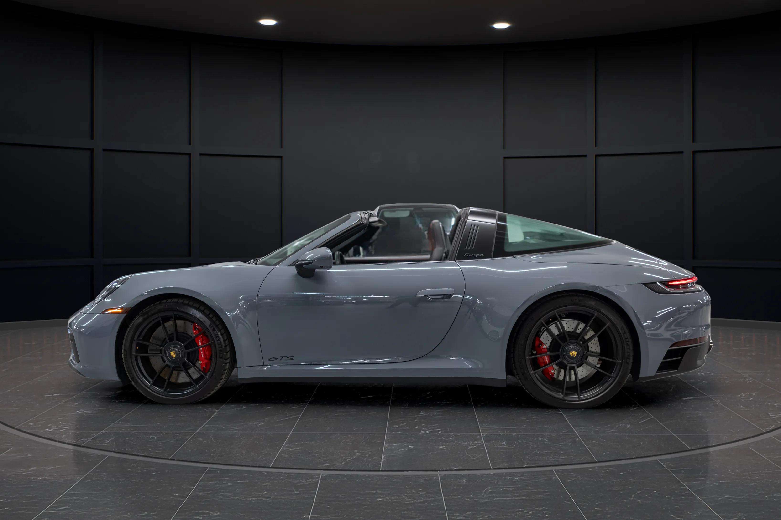 2024 Porsche 911 Targa 4 GTS