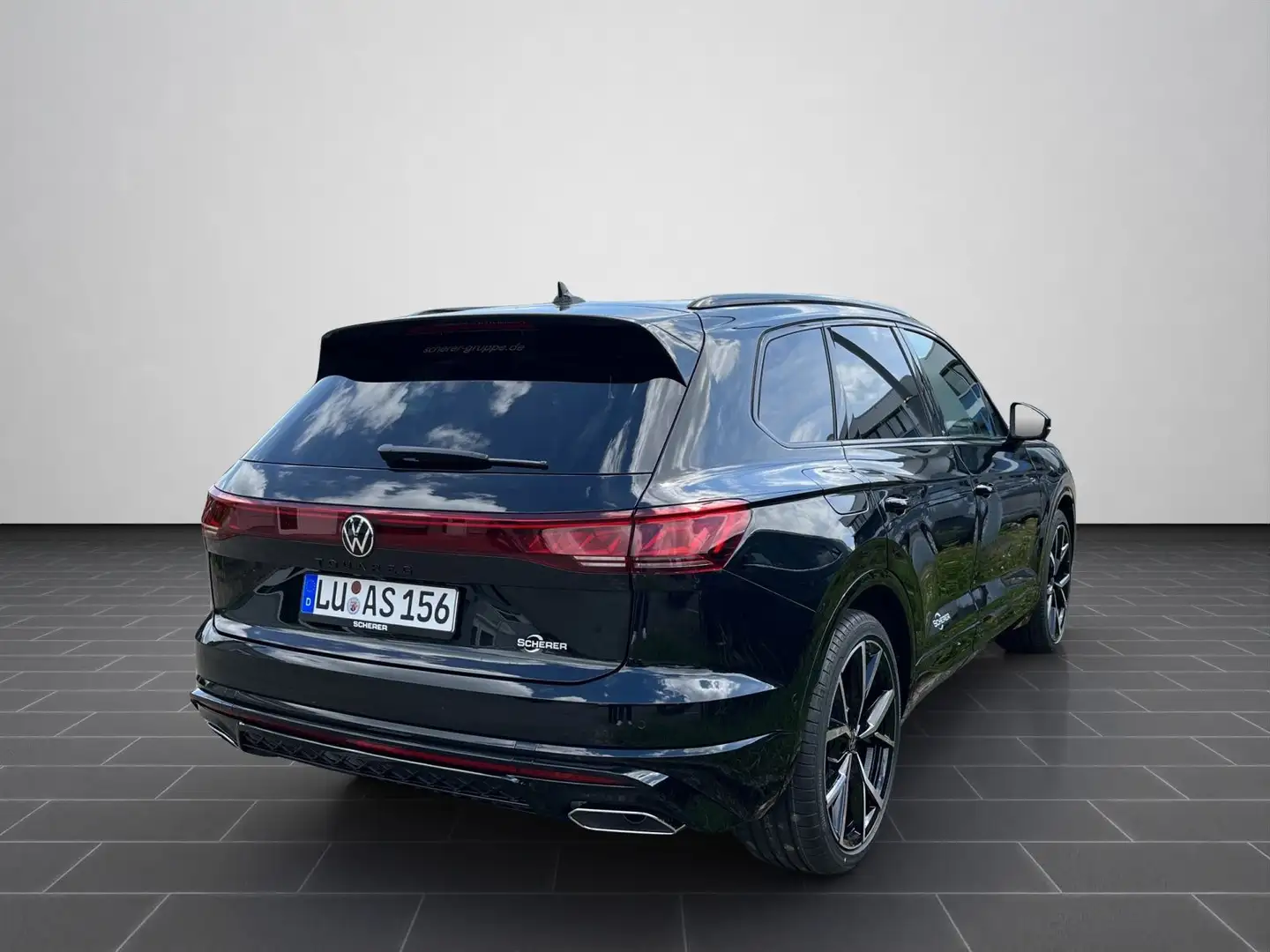 Volkswagen Touareg R-Line 3.0 TDI 4M AHK|Pano|Luft|Sthzg|Bl Schwarz - 2