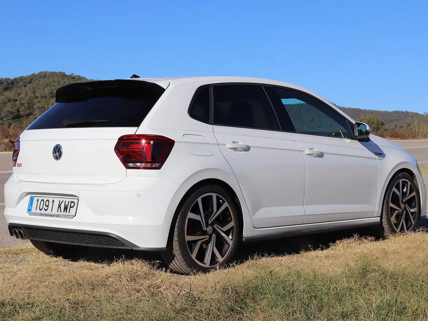 Volkswagen Polo GTI 2.0 TSI Blanc - 2