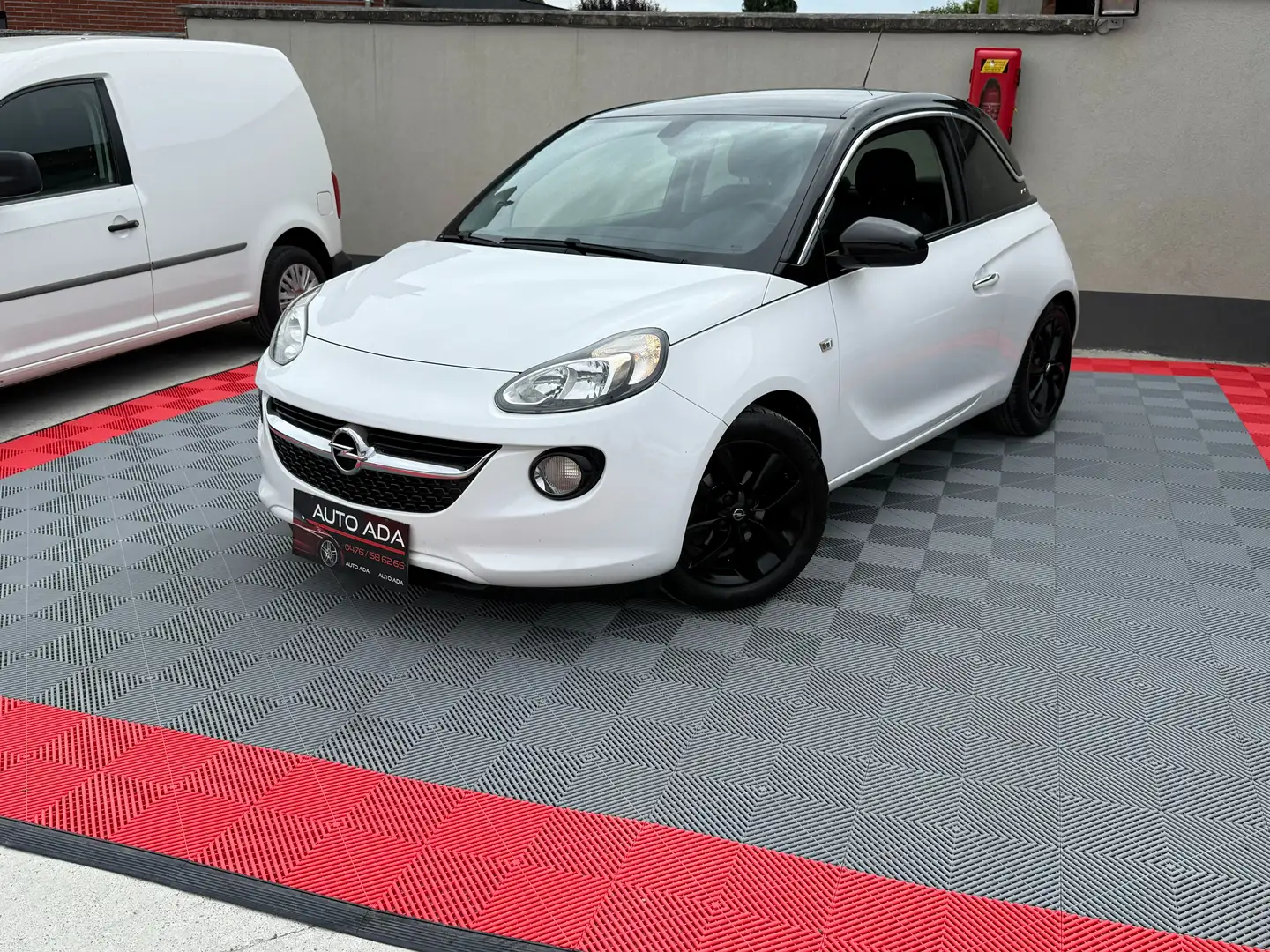 Opel Adam Adam 1.2i--AIRCO--GARANTIE 12 MOIS-- Blanc - 2