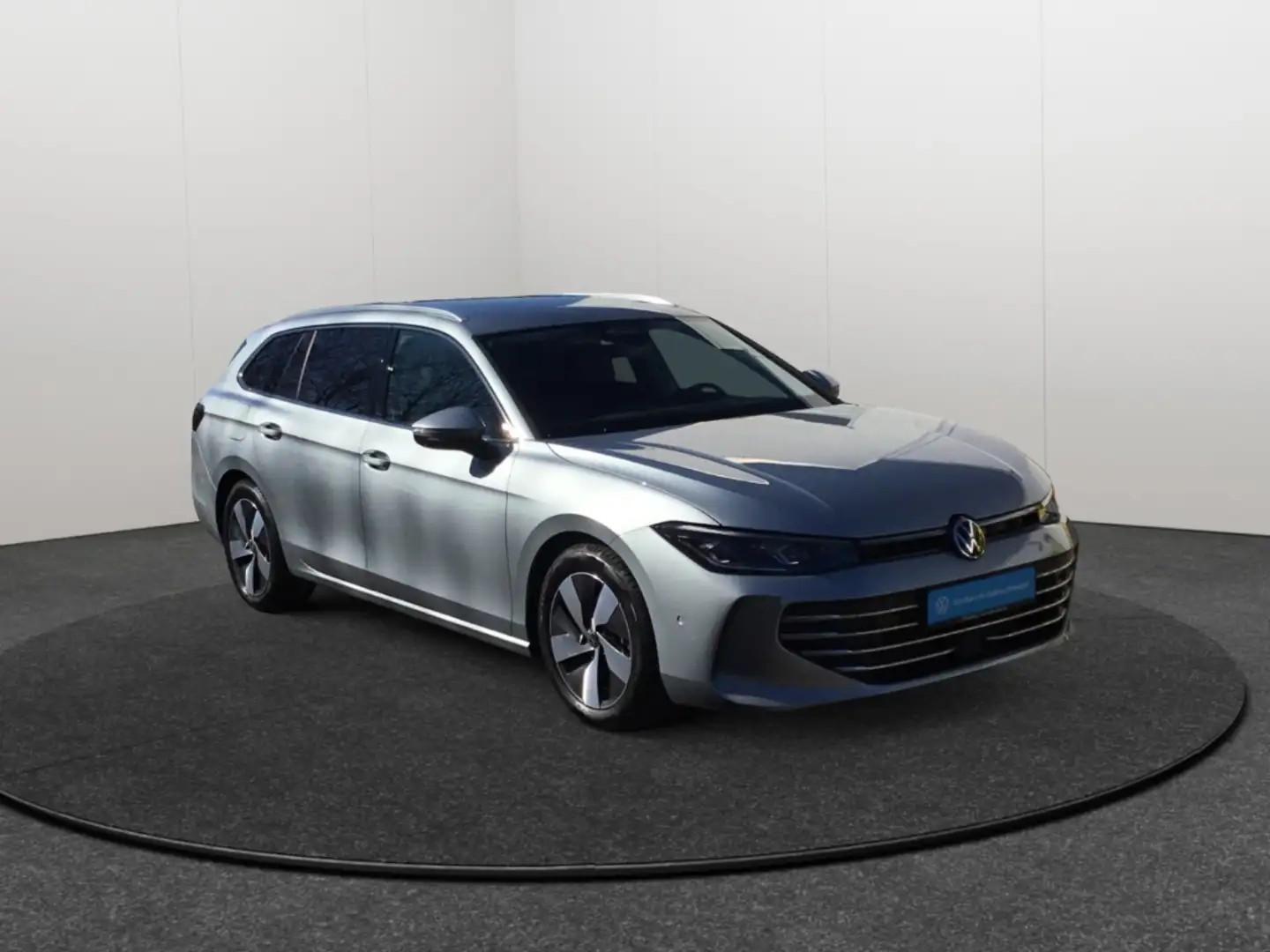 Volkswagen Passat Variant 2.0TDI DSG Elegance Matrix Navi AHK ACC Silber - 2