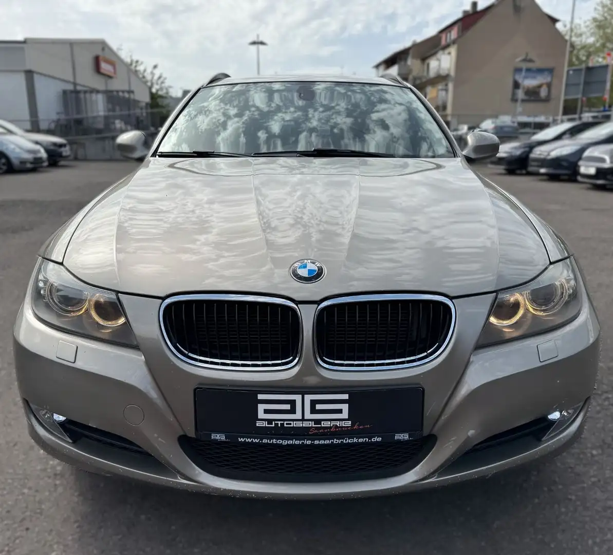BMW 320 d xDrive Automatik*Bi-Xenon/Navi/PDC/19"Alus* Oro - 2
