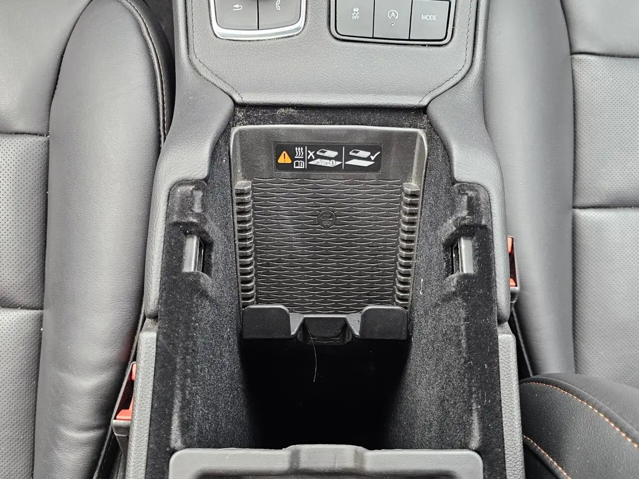 Cadillac XT4 снимка Cadillac XT4