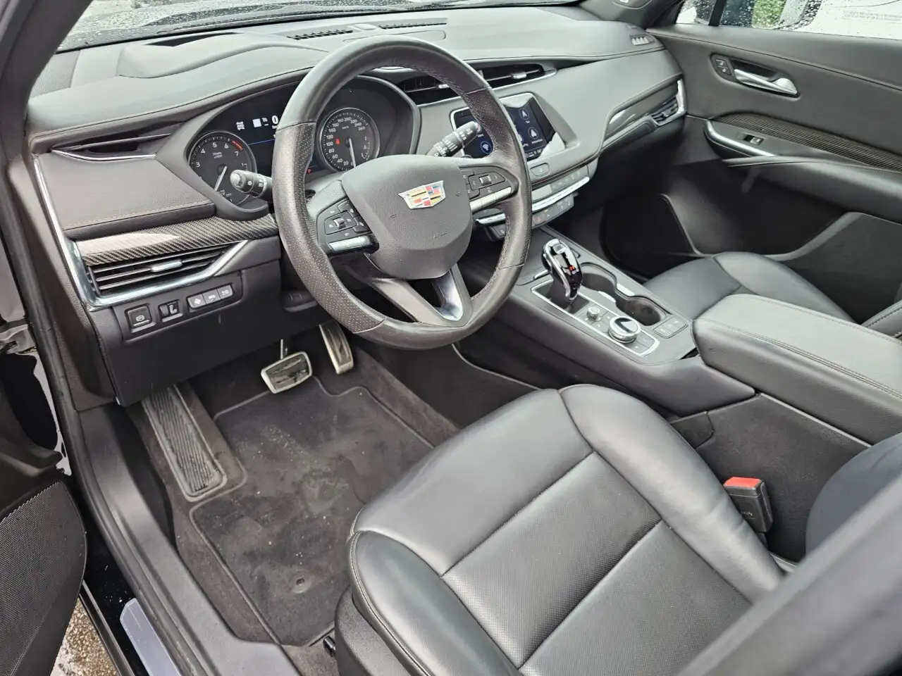 Cadillac XT4 снимка Cadillac XT4
