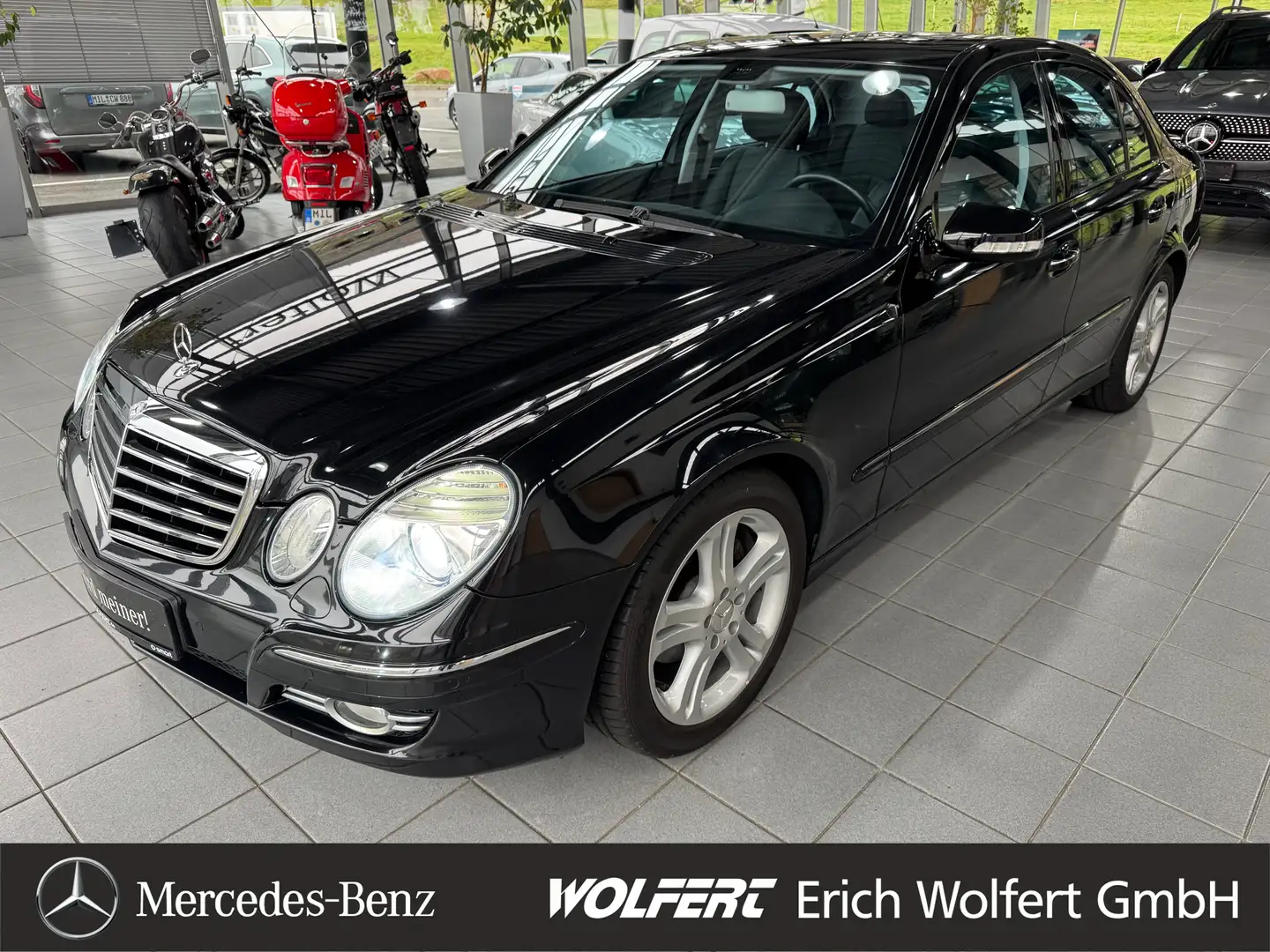 Mercedes-Benz E 200 K Avantgarde Schiebedach aus Nachlass von Privat Noir - 1