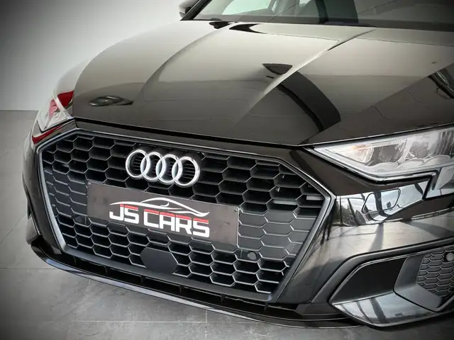 Audi A3 view 4