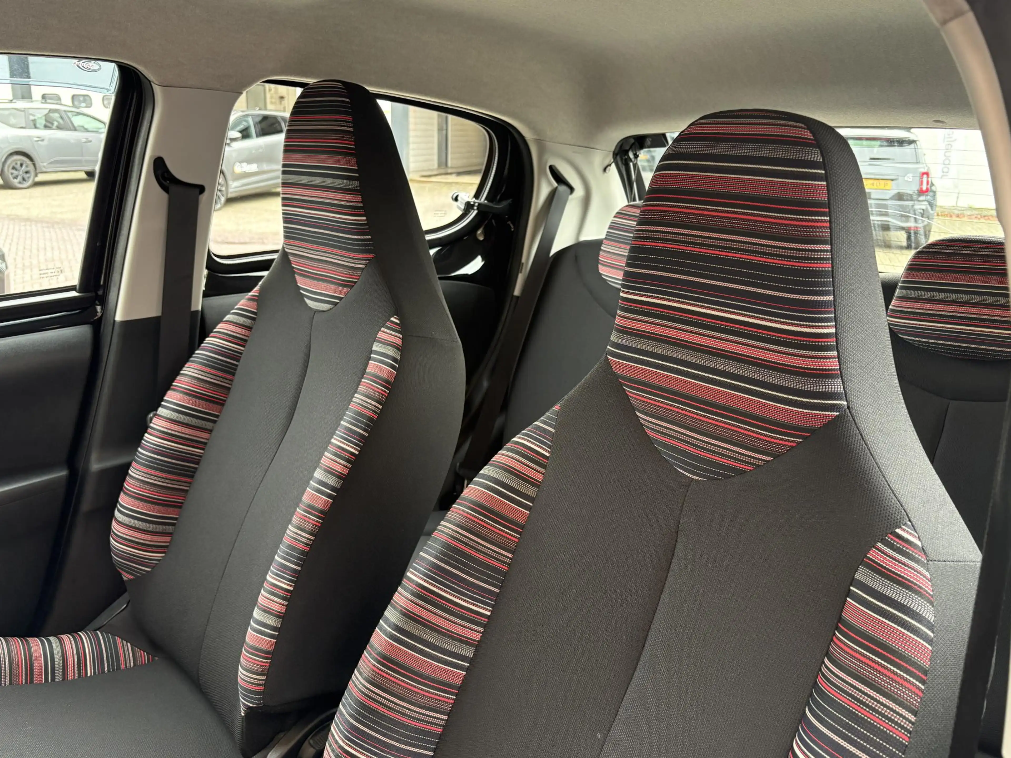 Citroen C1 1.0 Feel 5-DEURS AIRCO/CARPLAY/CAMERA/NL-AUTO — photo 19