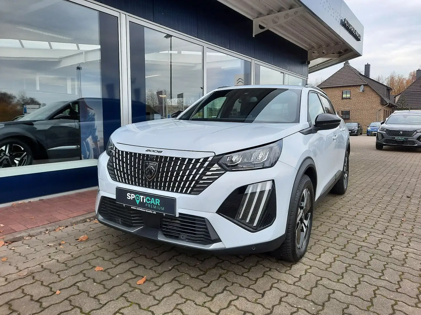 Peugeot 2008 Allure AKLIMA SH NAVI 360° KAM GJR Weiß - 2