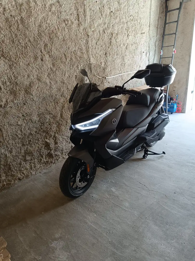 Voge SR4 Max 350 Grigio - 2