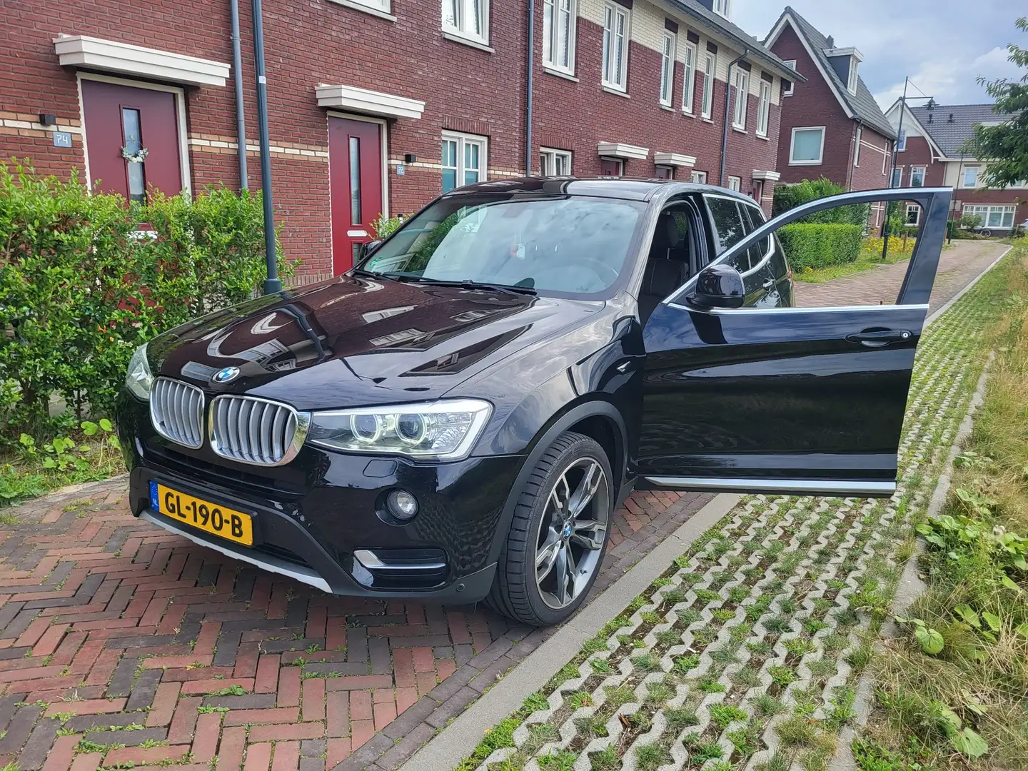 BMW X3 High Exec. AUTOMAAT LEER CAMERA TOPAUTO ! DEALER O Чёрный - 2