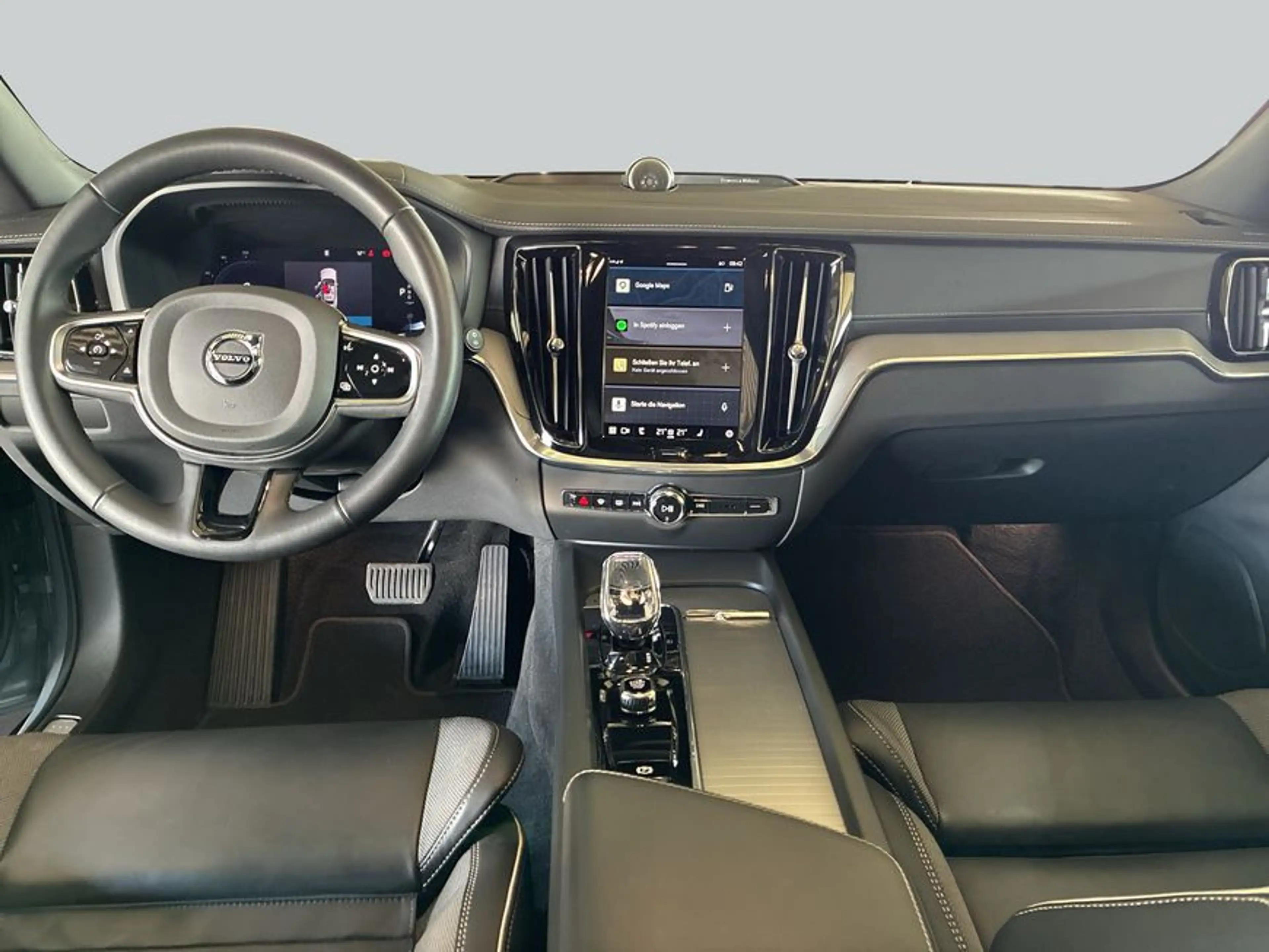 Volvo V60 Cross Country V60 Cross Country B4 D AWD Ultimate — photo 4
