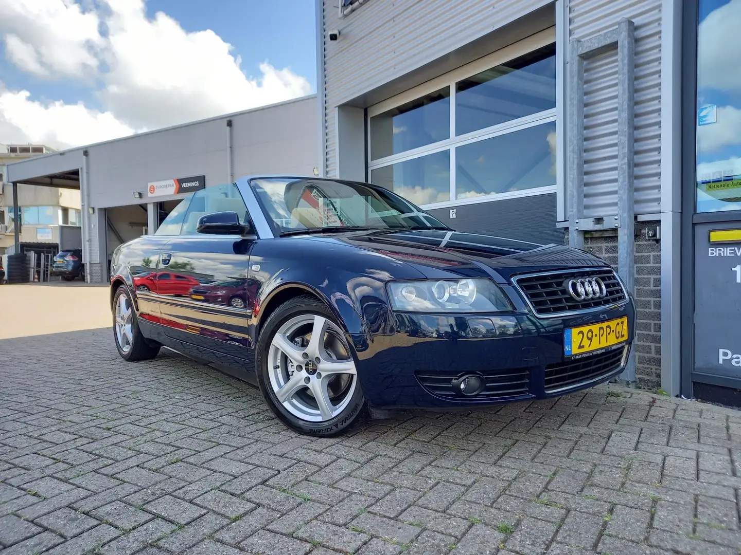 Audi A4 Cabriolet 2.4 V6 Pro Line AUTOMAAT - CLIMA - LEER Modrá - 2