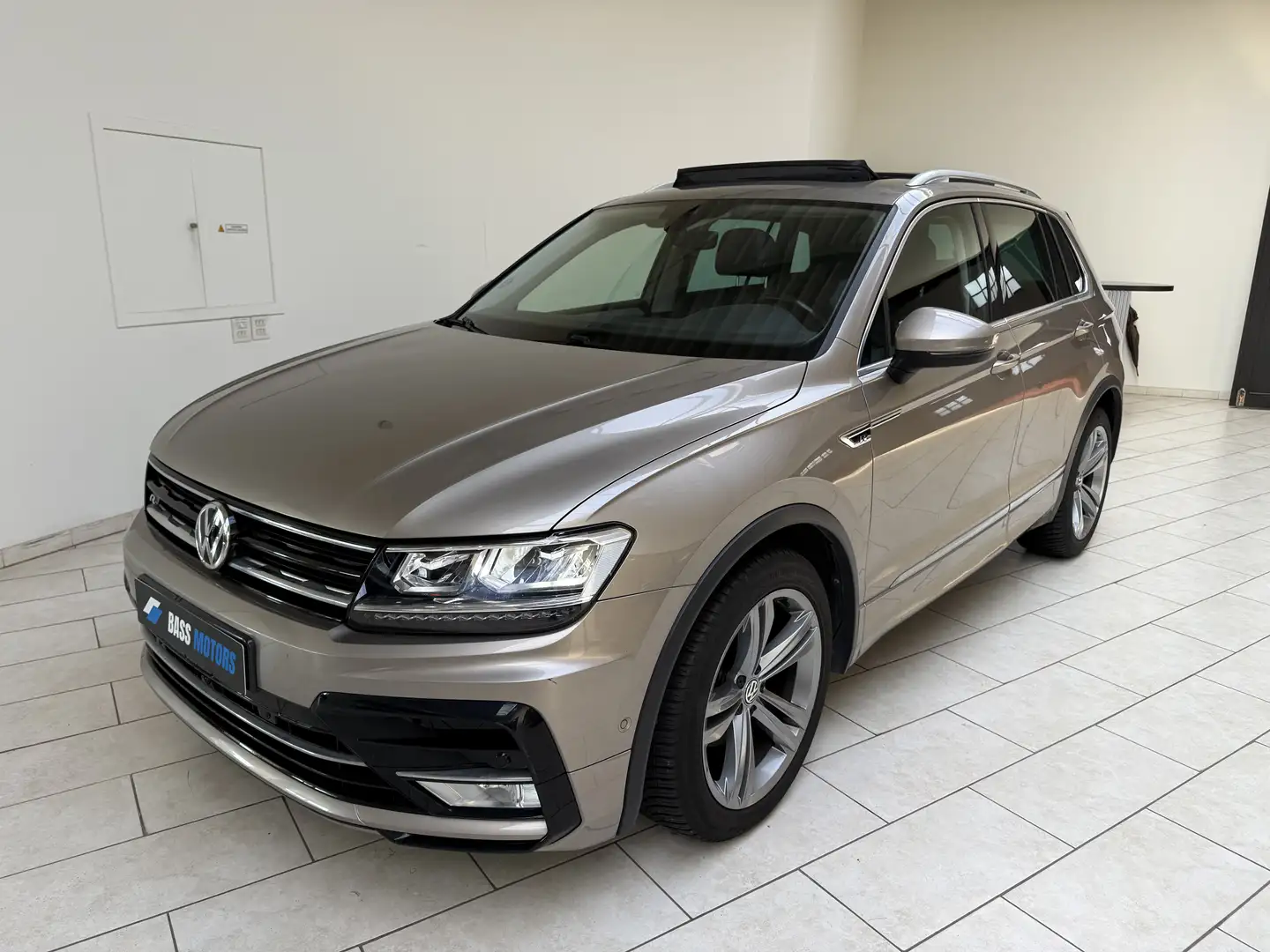 Volkswagen Tiguan Tiguan 1.4 TSI R-Line ACT DSG Comfortline Beige - 1