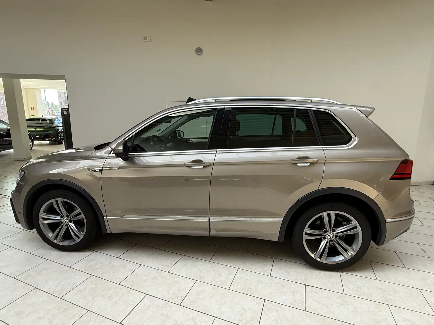 Volkswagen Tiguan Tiguan 1.4 TSI R-Line ACT DSG Comfortline Beige - 2