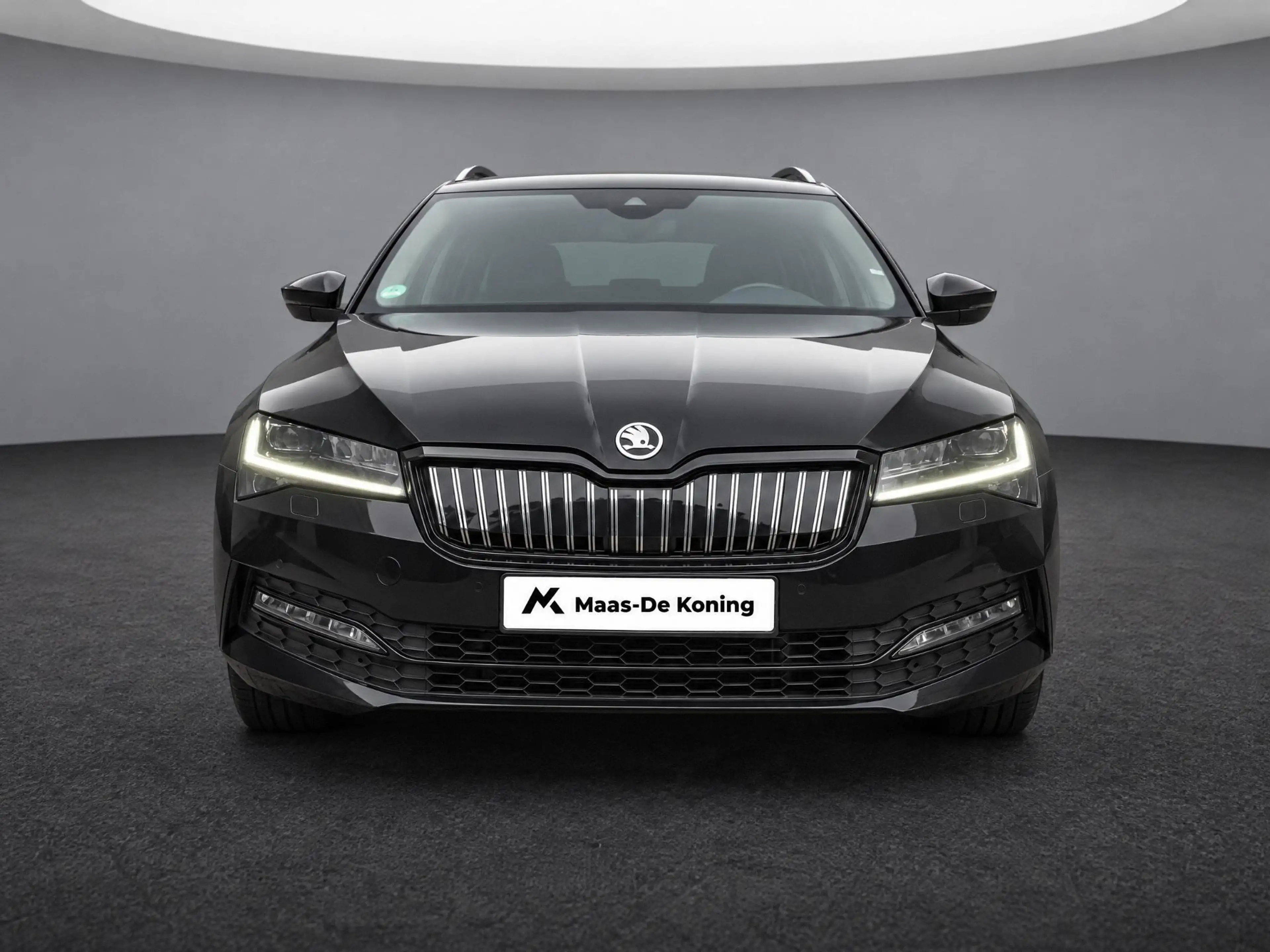 Skoda Superb 1.4 TSI iV 218pk DSG Sportline Business · Apple/An — photo 2