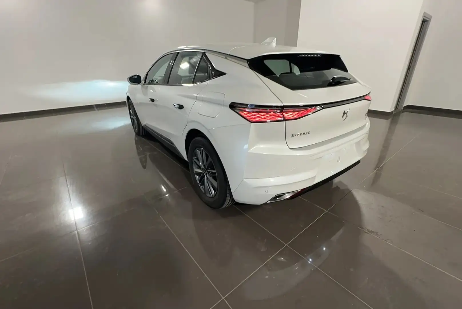 DS Automobiles DS 4 DS4 1.6 e-tense phev Bastille Business 2 Alb - 2