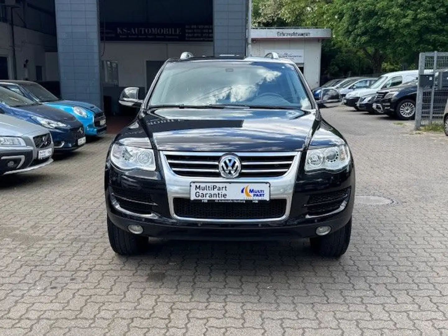 Volkswagen Touareg 3.0 V6 TDI Exclusive Edition 1 Hand Schwarz - 2