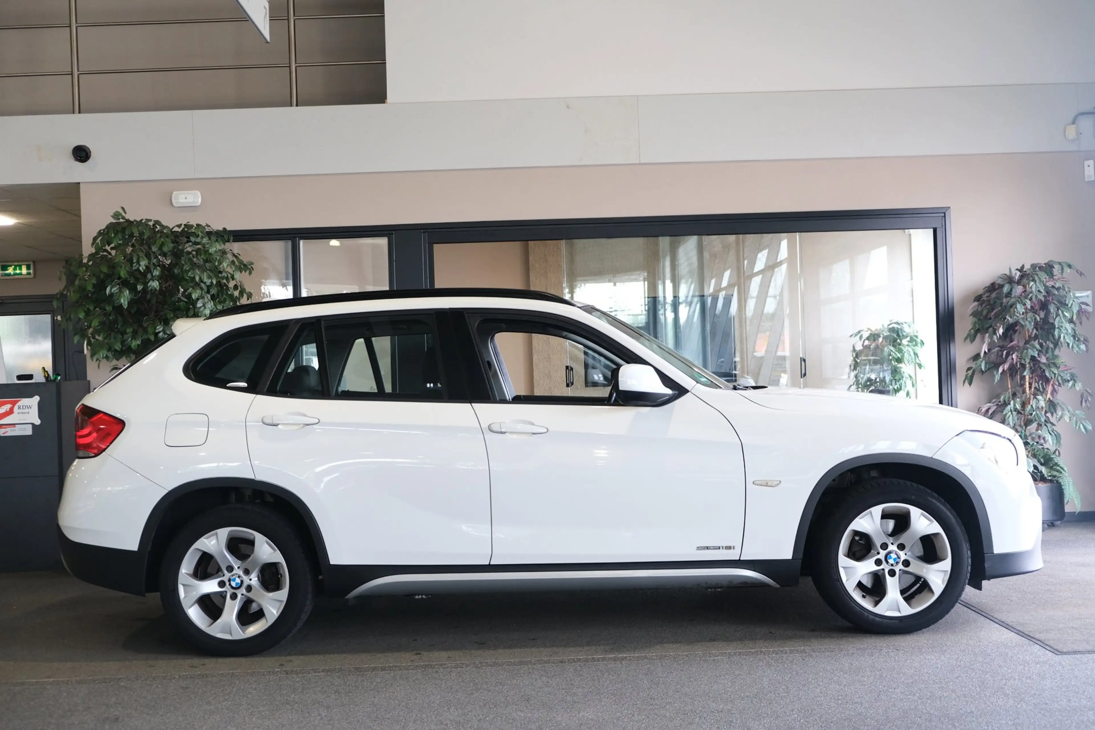 BMW X1 SDrive18i Executive Navi Cruise PDC Trekhaak — photo 7