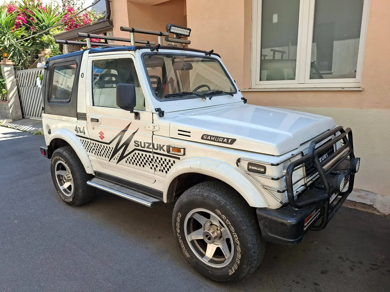Suzuki SJ Samurai Suv, foto 1