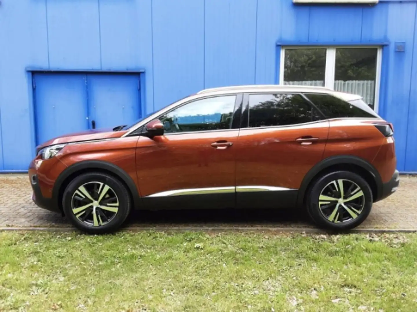Peugeot 3008 ALLURE PTECH130 FULL-LED, Navi,DAB,Kamera,el.Heckk Braun - 2
