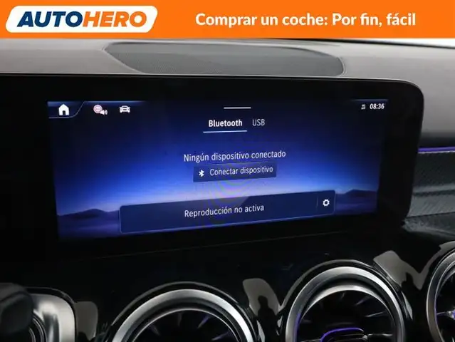 Mercedes-Benz GLB view 25