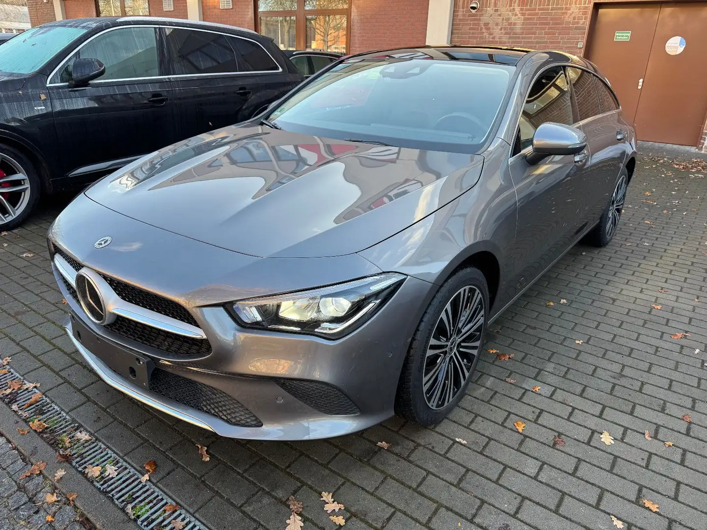 Mercedes-Benz CLA 250 Gris - 1