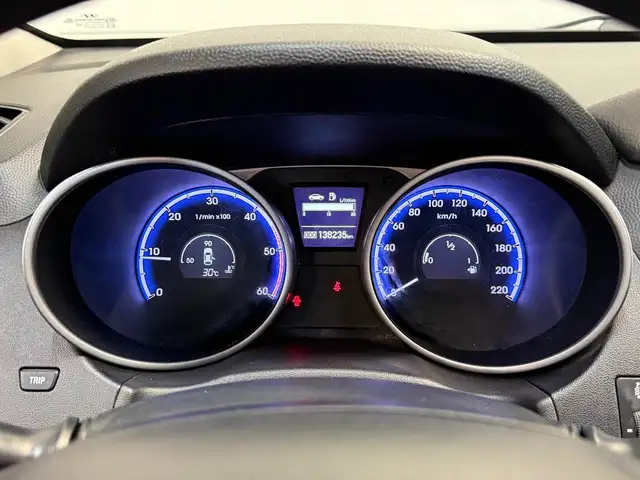 Hyundai ix35 view 14