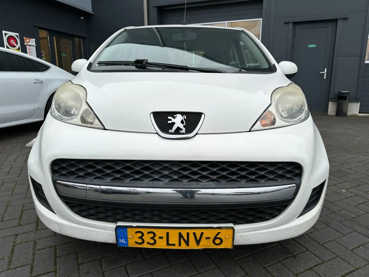 Peugeot 107 1.0 12V Nieuwe APK 01-2027! Airco Weiß - 2