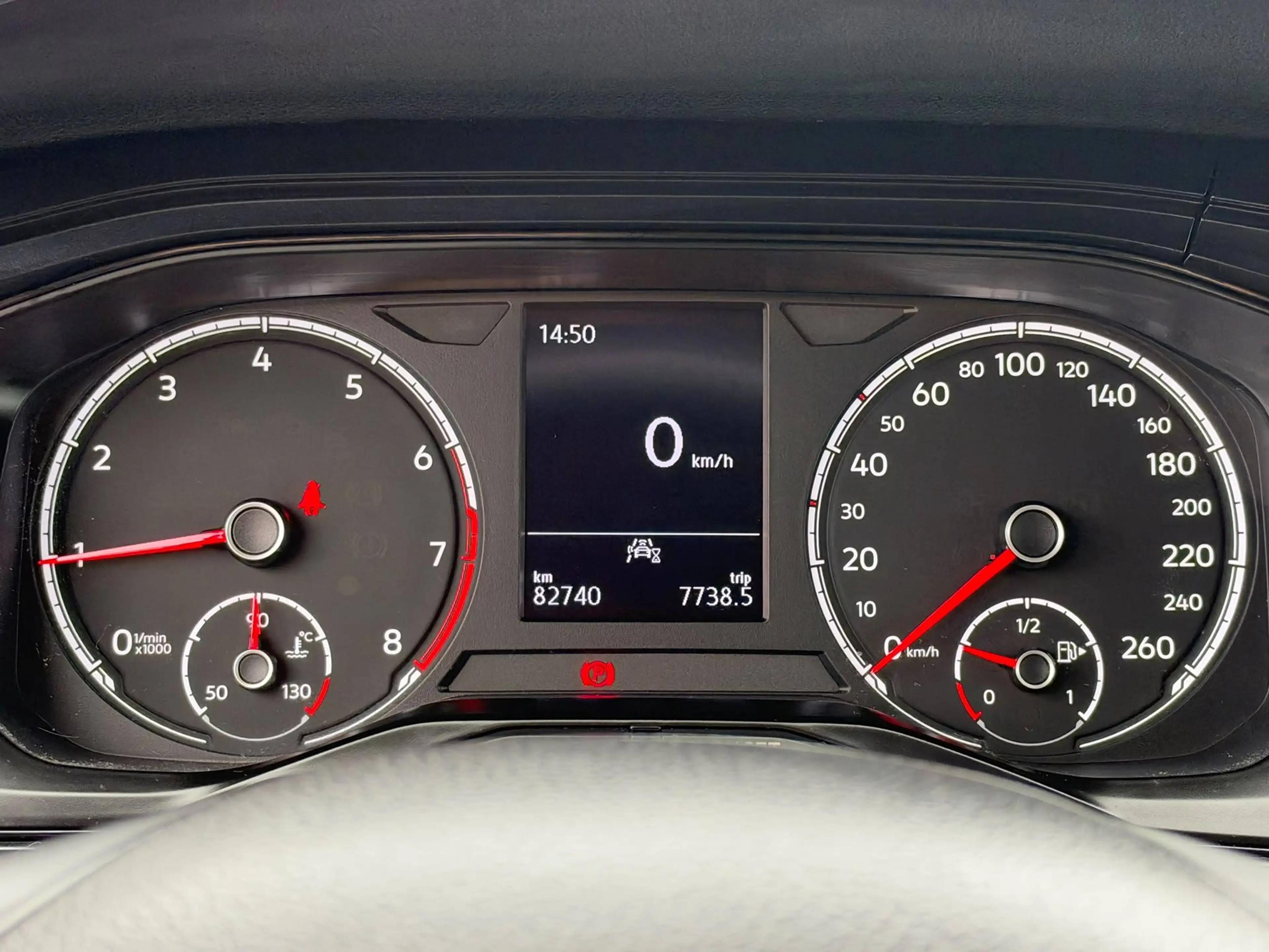 Volkswagen Polo Polo 1.0i / NEW MODEL / ETAT NEUF / FULL SERVICE BOOK !!! — photo 18
