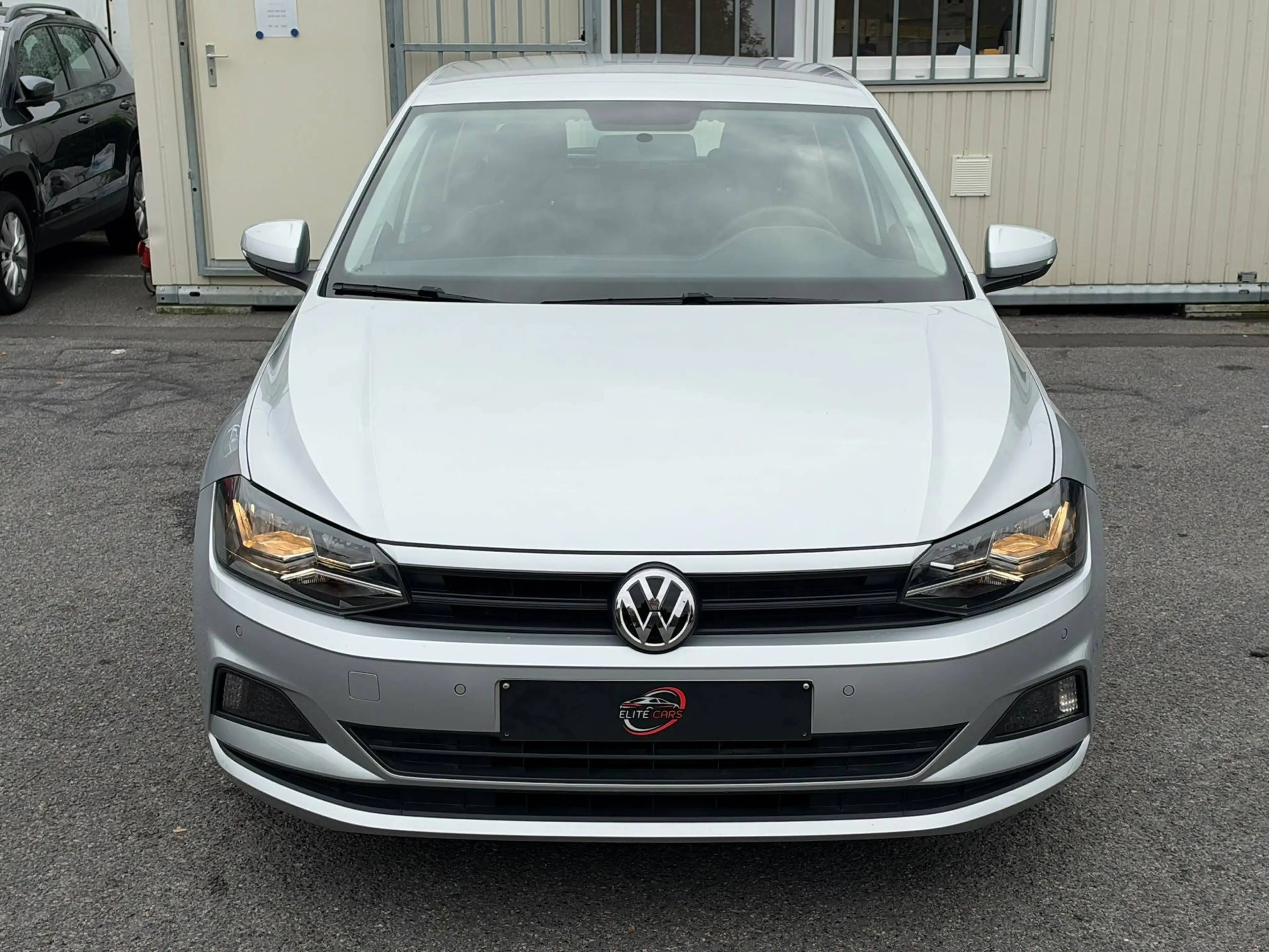 Volkswagen Polo Polo 1.0i / NEW MODEL / ETAT NEUF / FULL SERVICE BOOK !!! — photo 3