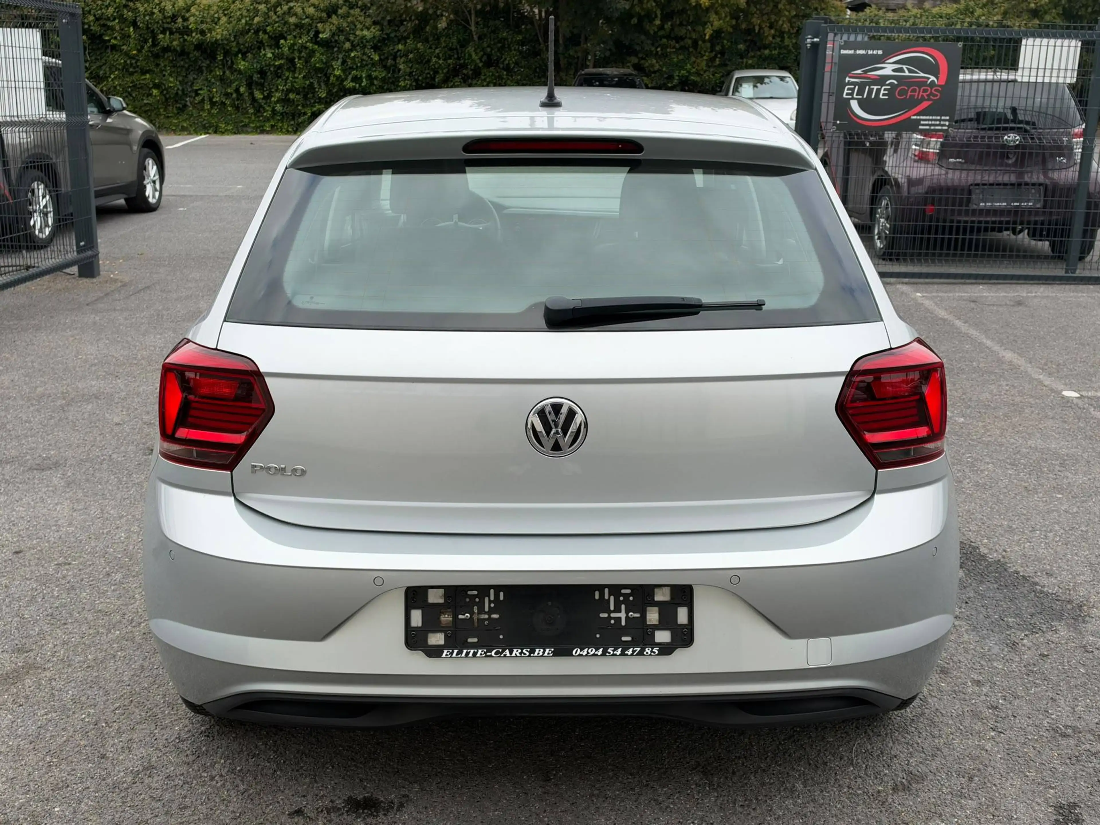 Volkswagen Polo Polo 1.0i / NEW MODEL / ETAT NEUF / FULL SERVICE BOOK !!! — photo 8