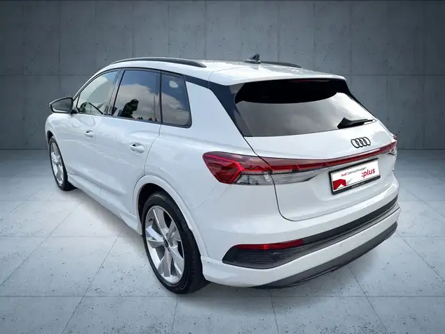 Audi Q4 E-Tron view 3
