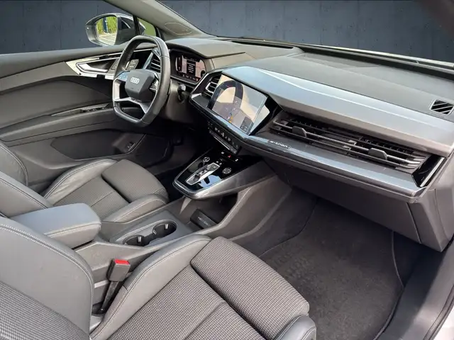 Audi Q4 E-Tron view 15