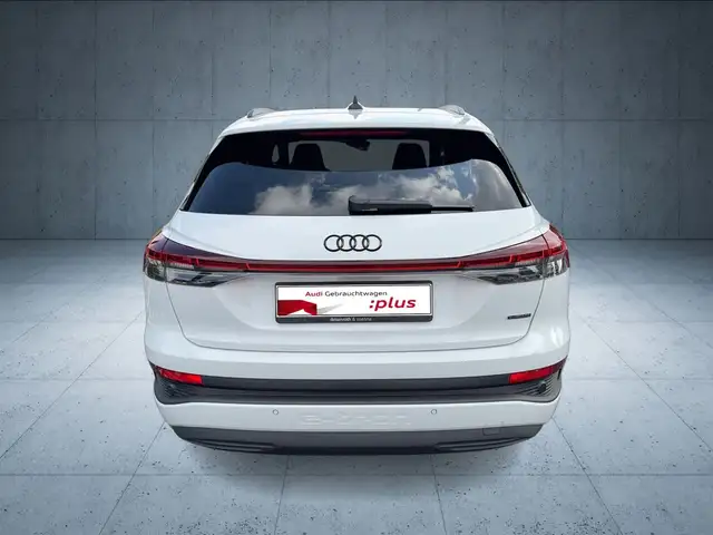 Audi Q4 E-Tron view 4
